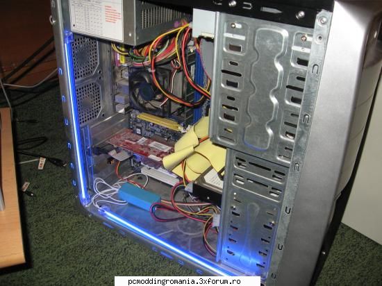 neons turned on my pc modding